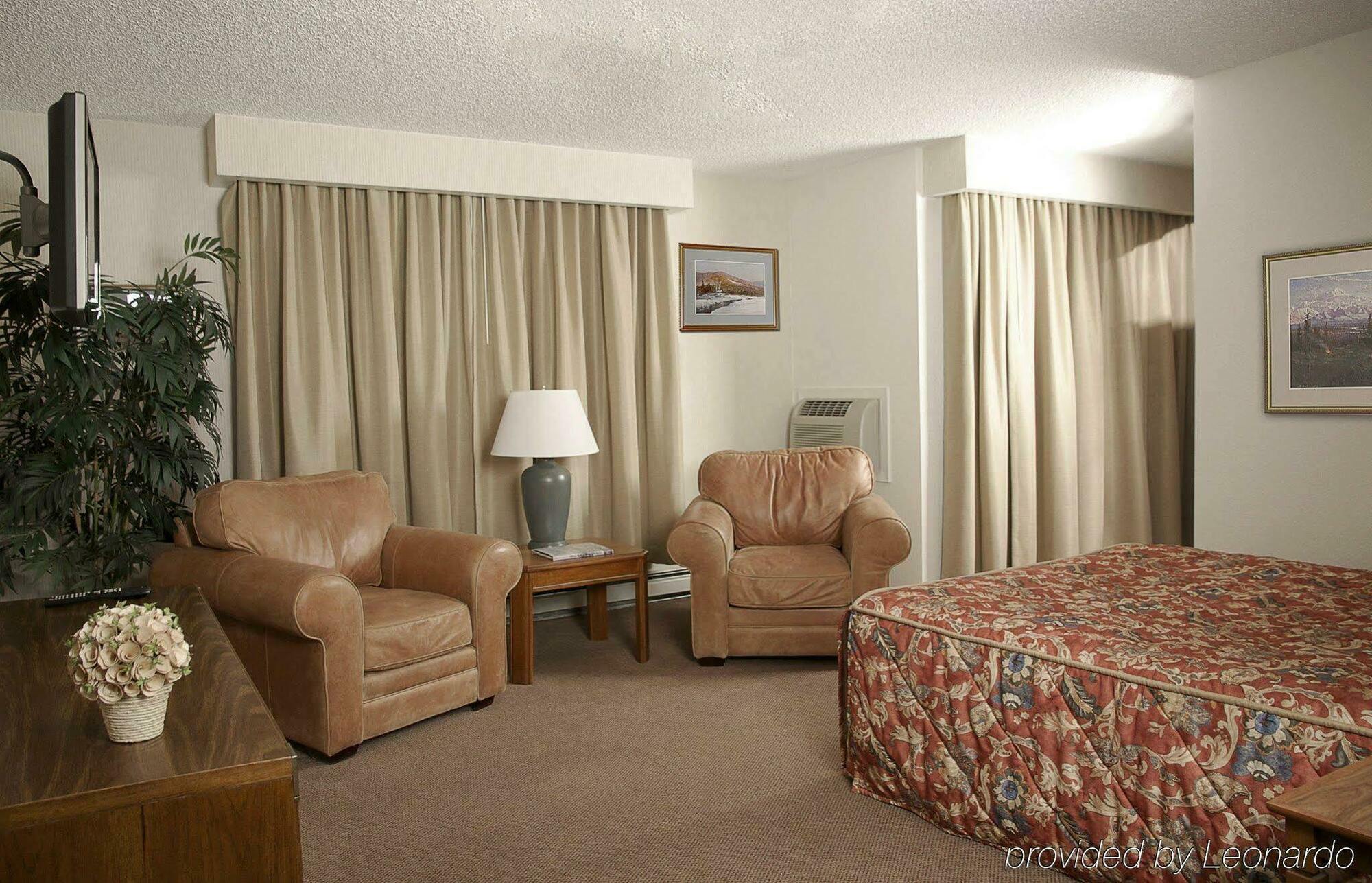 Sophie Station Suites Fairbanks Extérieur photo