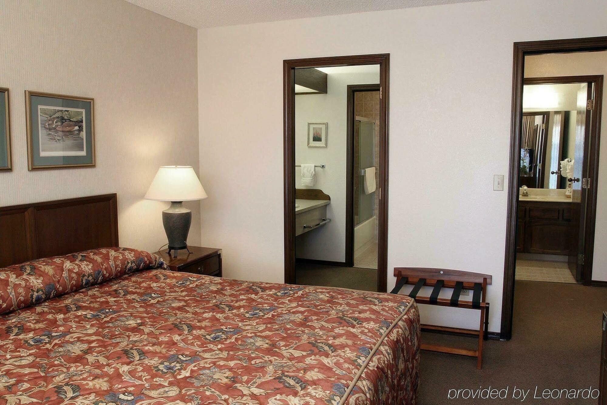 Sophie Station Suites Fairbanks Extérieur photo
